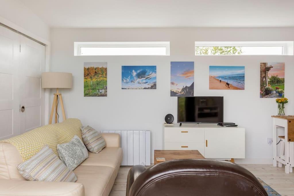 Cosy And Modern 1 Bedroom Garden House - Very Dog Friendly! Tarves Esterno foto
